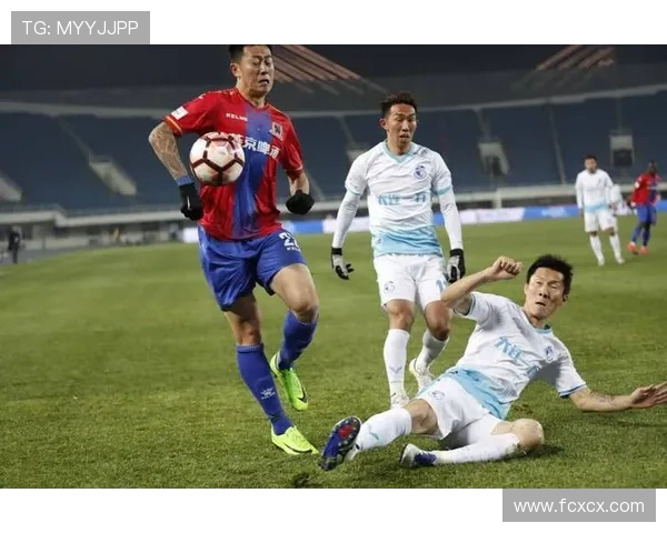 吴钩大连激战穆谢奎双响制胜